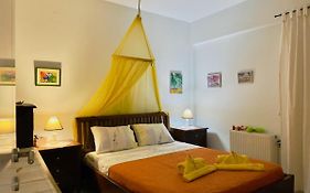 Sweet Central Apartment
